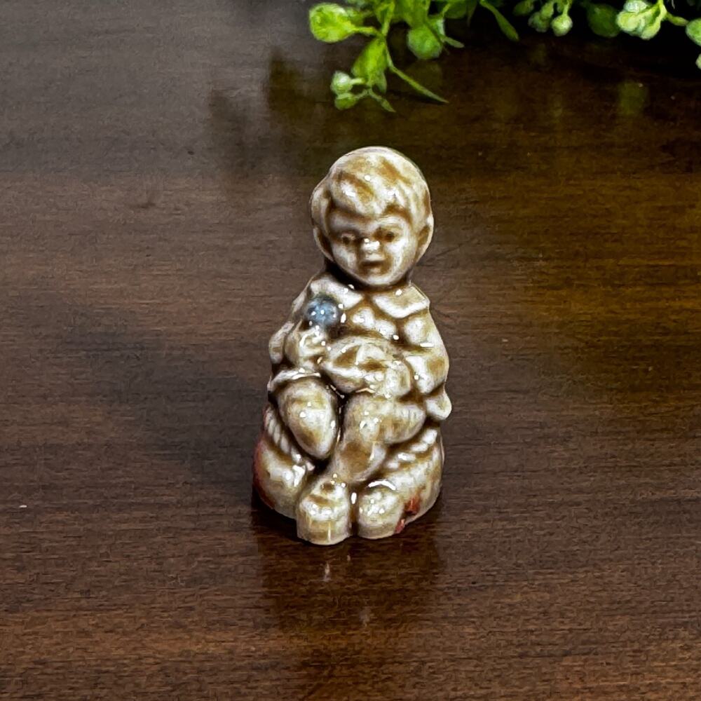 Wade Nursery Rhyme Whimsies Little Jack Horner Figurine Red Rose Tea England
